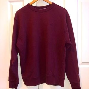 Maroon Champion crew neck med sweater size M